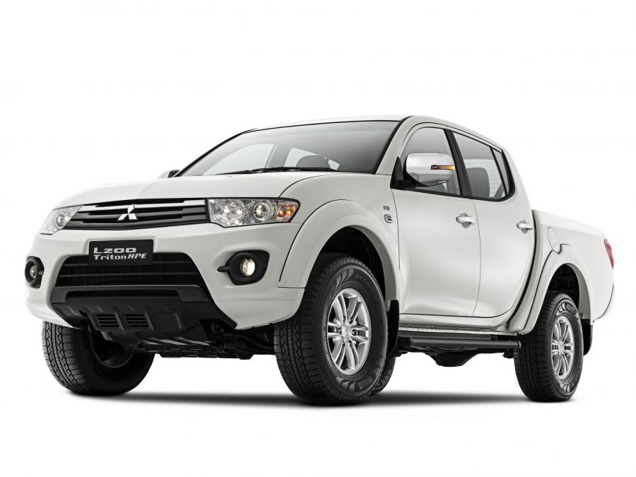  Mitsubishi L200 Triton HPE 2014 года  (фото 17 из 18)